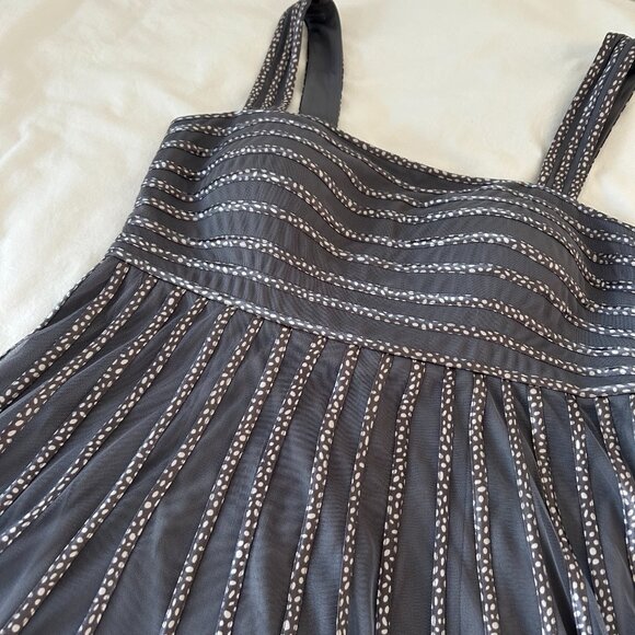 Jacques Vert Dress Dark Gray Chiffon Midi length Size 14 - 42 EUR Sleeveless - Picture 9 of 12